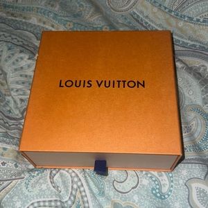Louis Vuitton belt box
